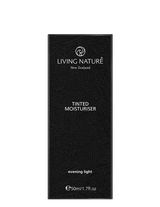 Living Nature 晚間亮採潤飾保濕霜 50毫升